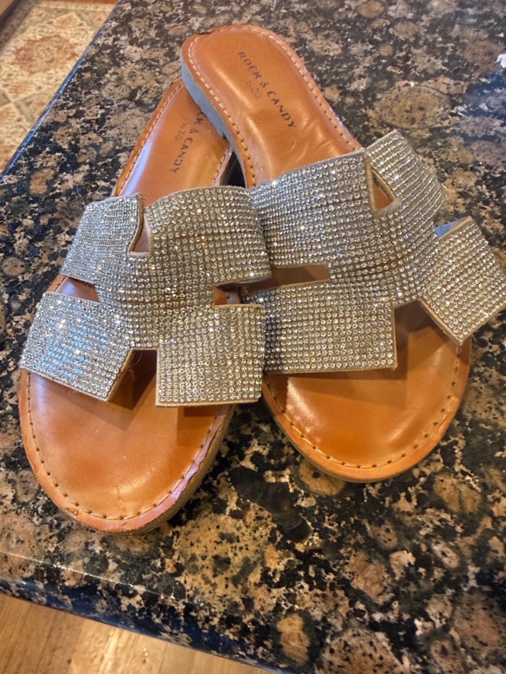 ROCK & CANDY by ZIGI ladies rhinestone sandals, excellent condition, size 8 - Picture 2 of 13